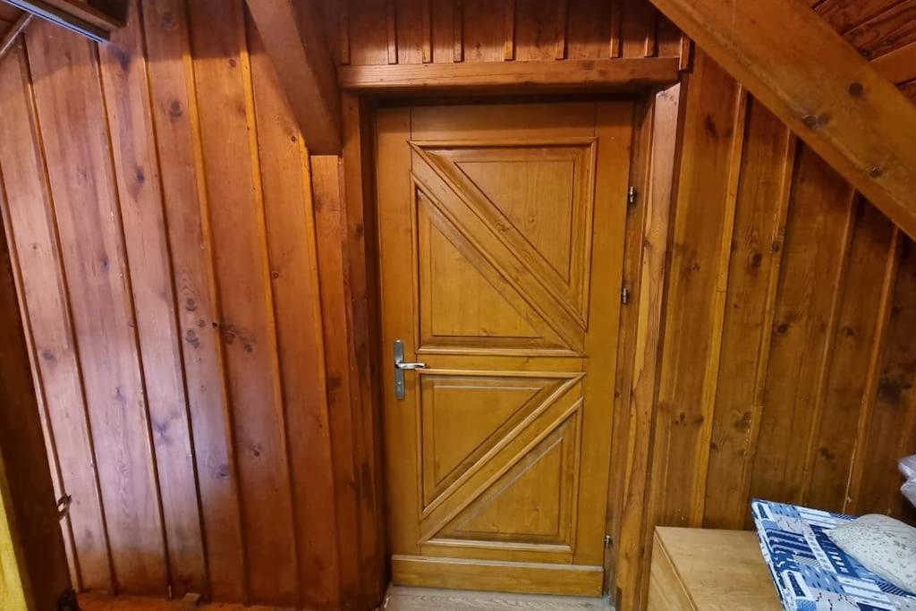 Country Retreat, Near Ljubljana City, Apartma Na Vasi, Blizu Mesta Ljubljana Lägenhet Medvode Exteriör bild