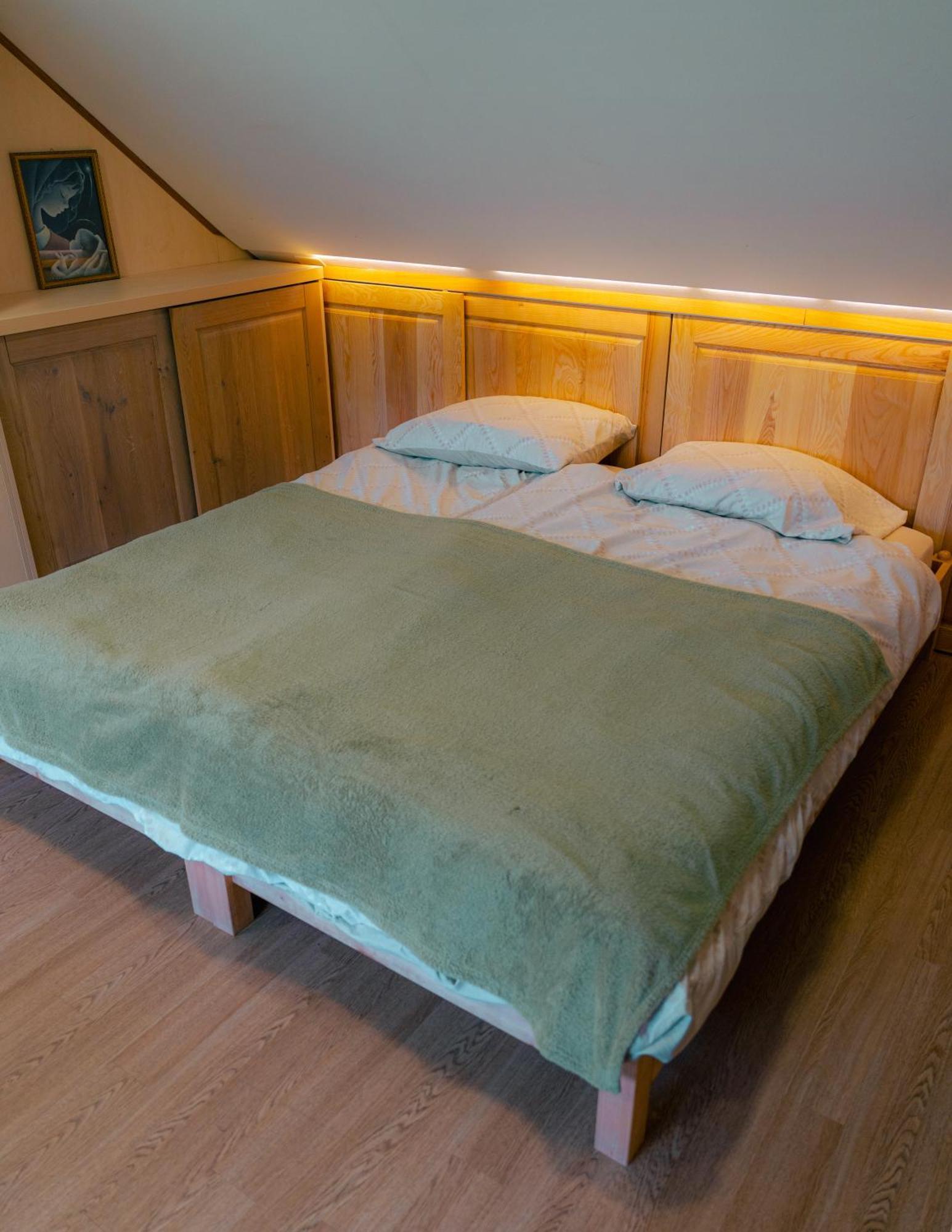 Country Retreat, Near Ljubljana City, Apartma Na Vasi, Blizu Mesta Ljubljana Lägenhet Medvode Exteriör bild